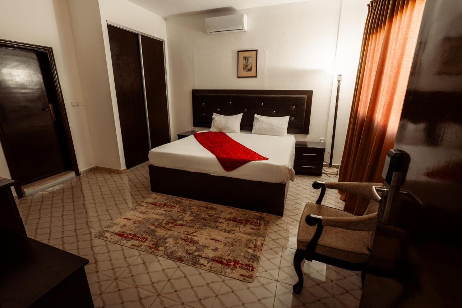 Plaza View Hostel Aţ Ţayyibah Εξωτερικό φωτογραφία